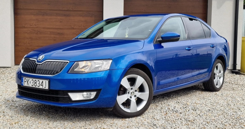 Skoda Octavia cena 36500 przebieg: 199000, rok produkcji 2015 z Moryń małe 667